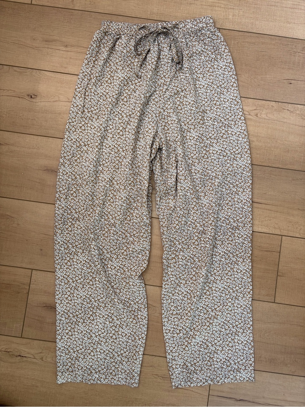 Fashion Bug Women’s Drawstring Joggers — Brown/White Micro Floral